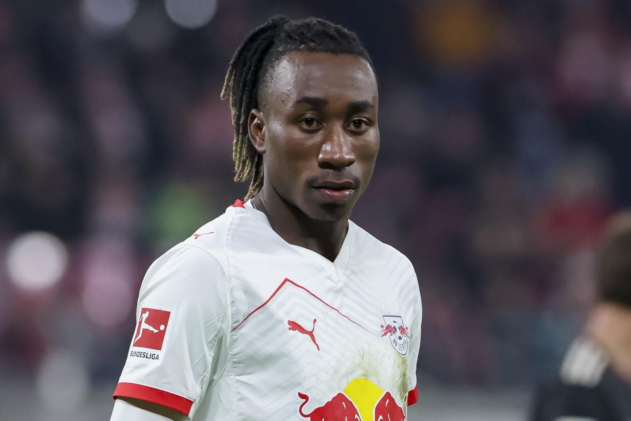 世界杯官方直播软件下载-德天空：有五家英超俱乐部经常派人现场考察扬-迪奥曼德